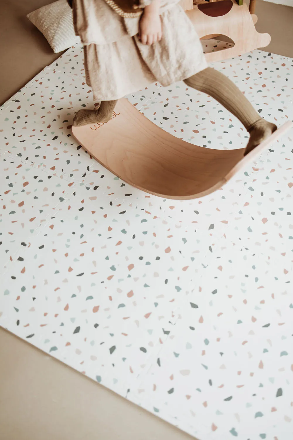 Alphabet/terrazzo Puzzlemat
