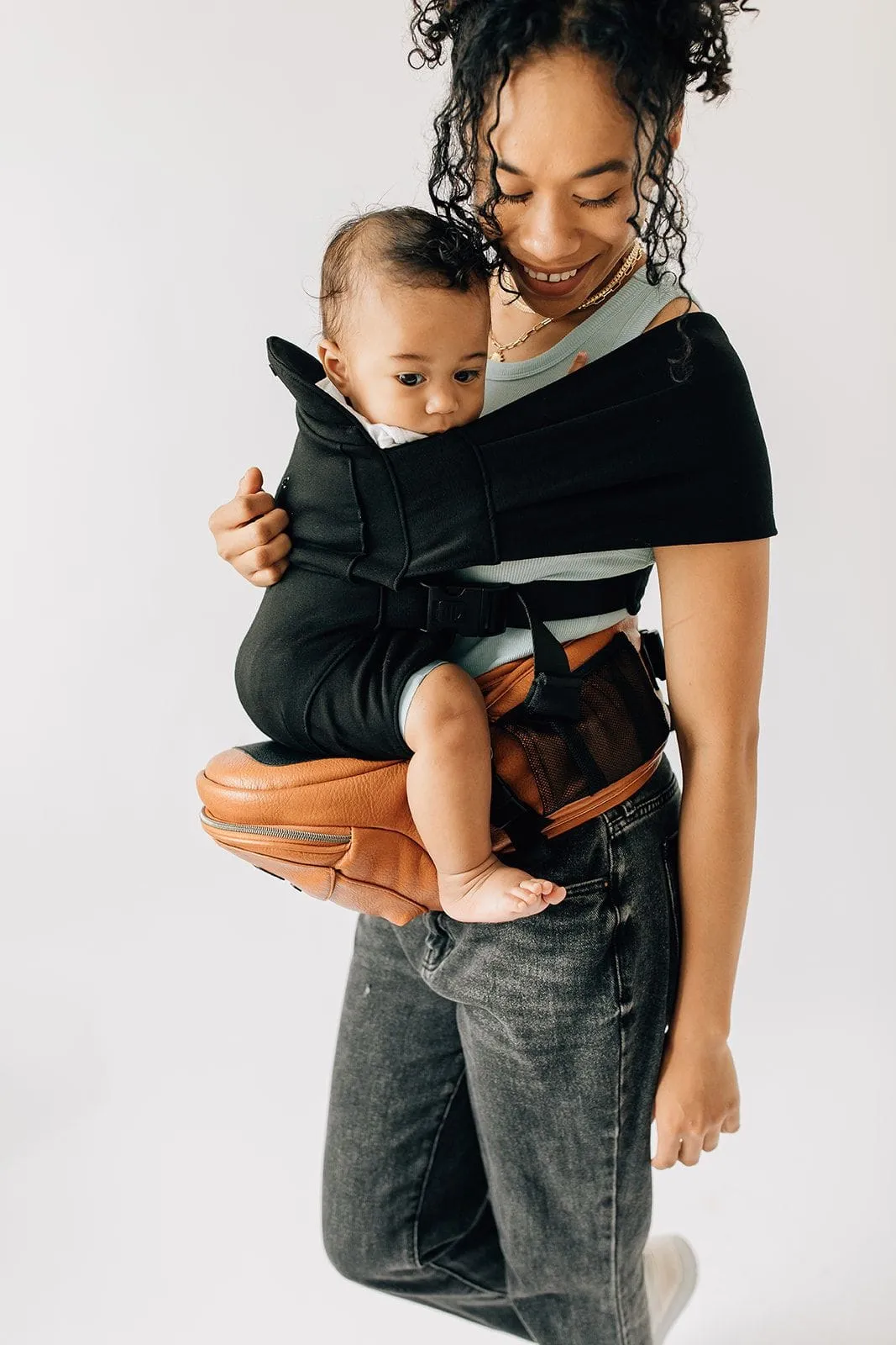 Carrier Snug Attachment