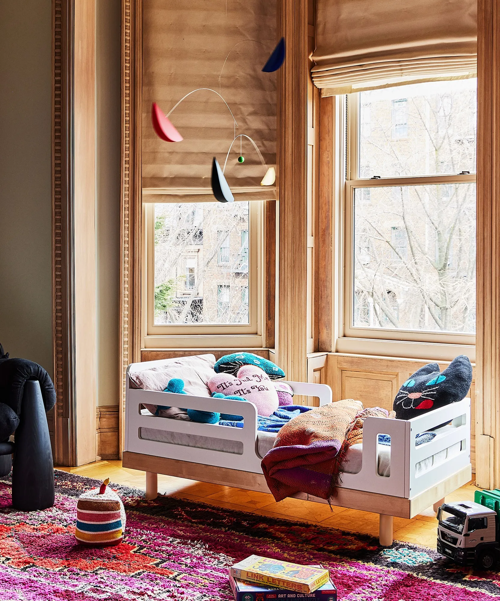 Classic Toddler Bed