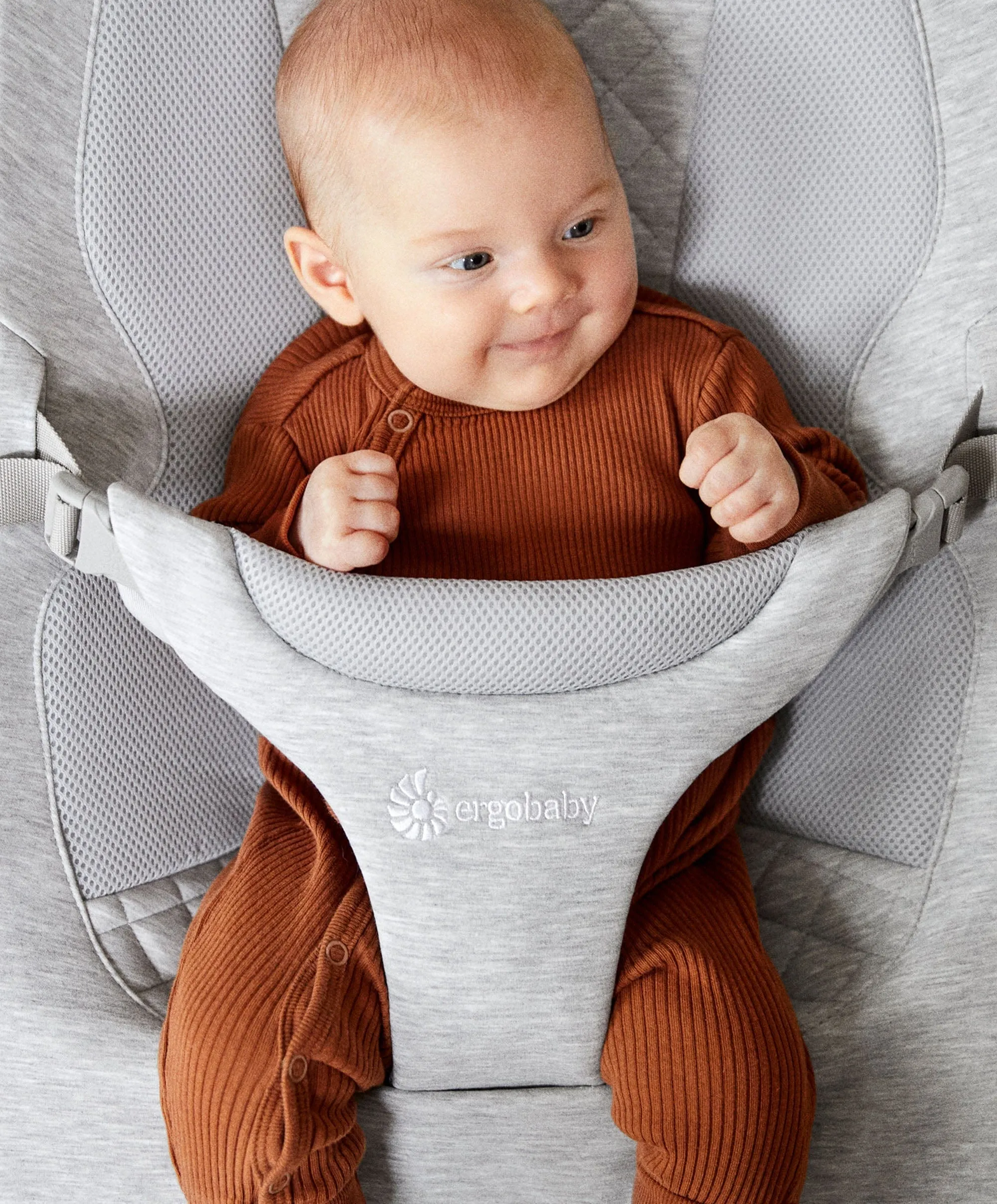 Ergobaby 3-in-1 Evolve Bouncer with Toy Bar - Light Grey