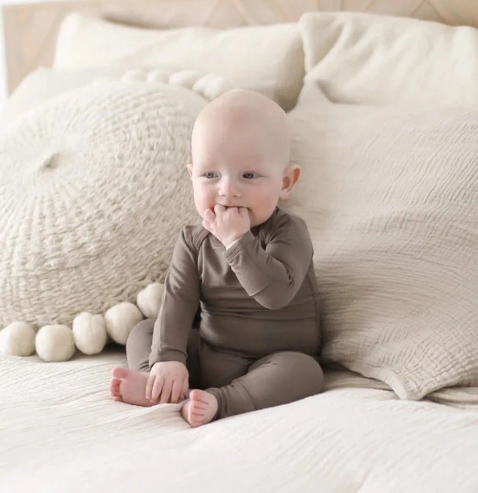 GÜNAMÜNA Convertible Pajama - Mocha