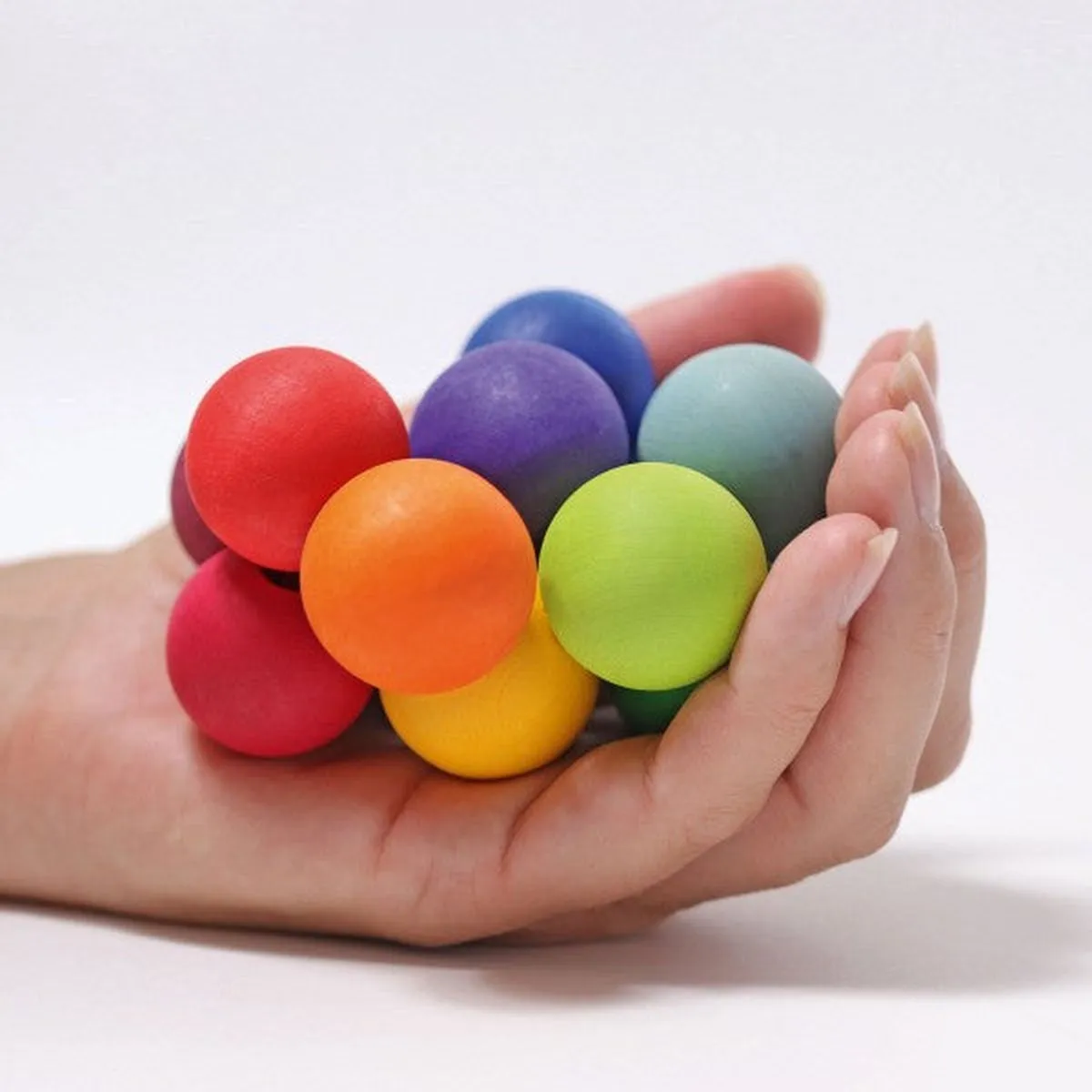 Grimm's rainbow beads grasper