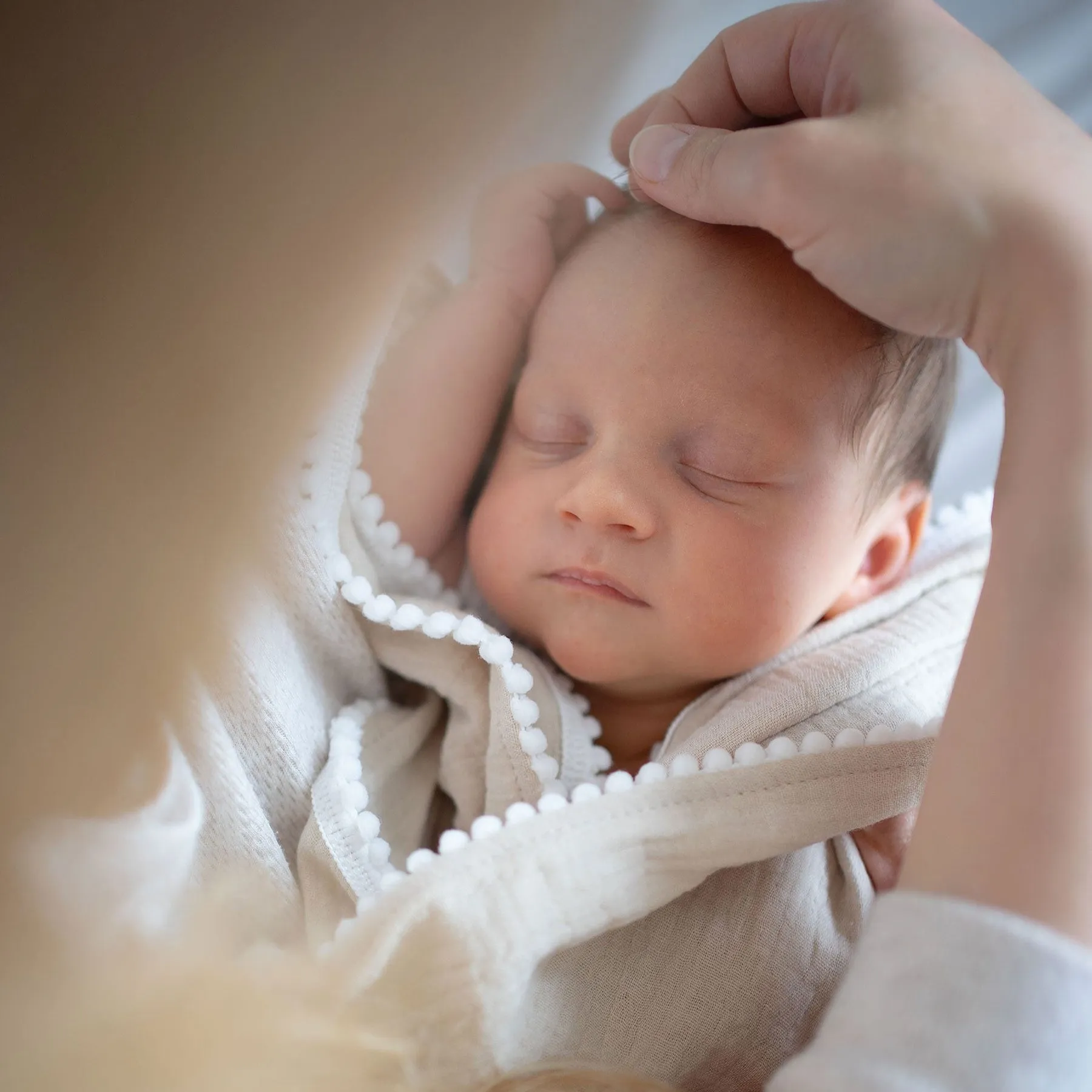 JBØRN Baby Gift Set | Organic Muslin Swaddle Blanket & Teether