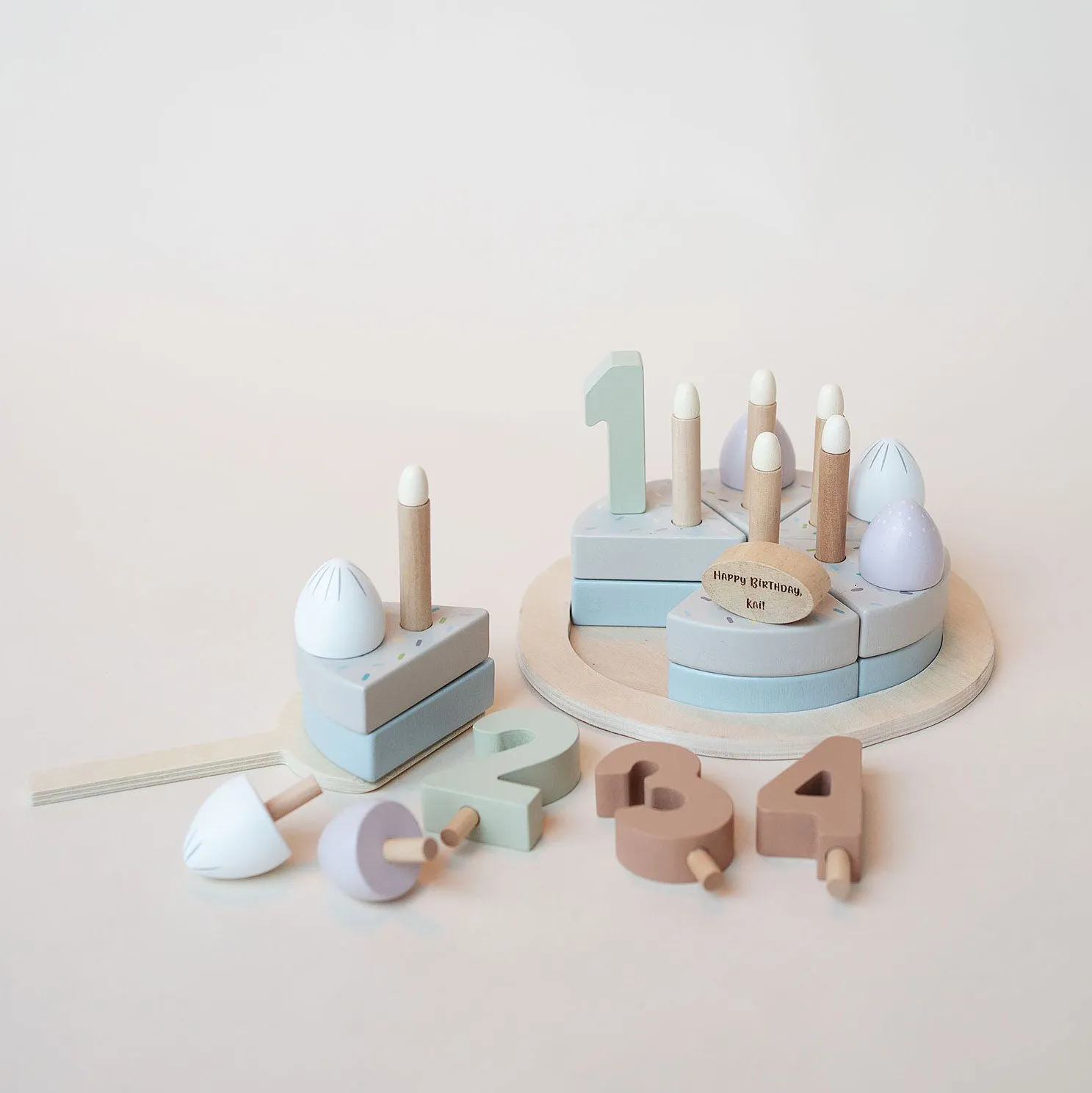 JBØRN Personalised Wooden Birthday Cake