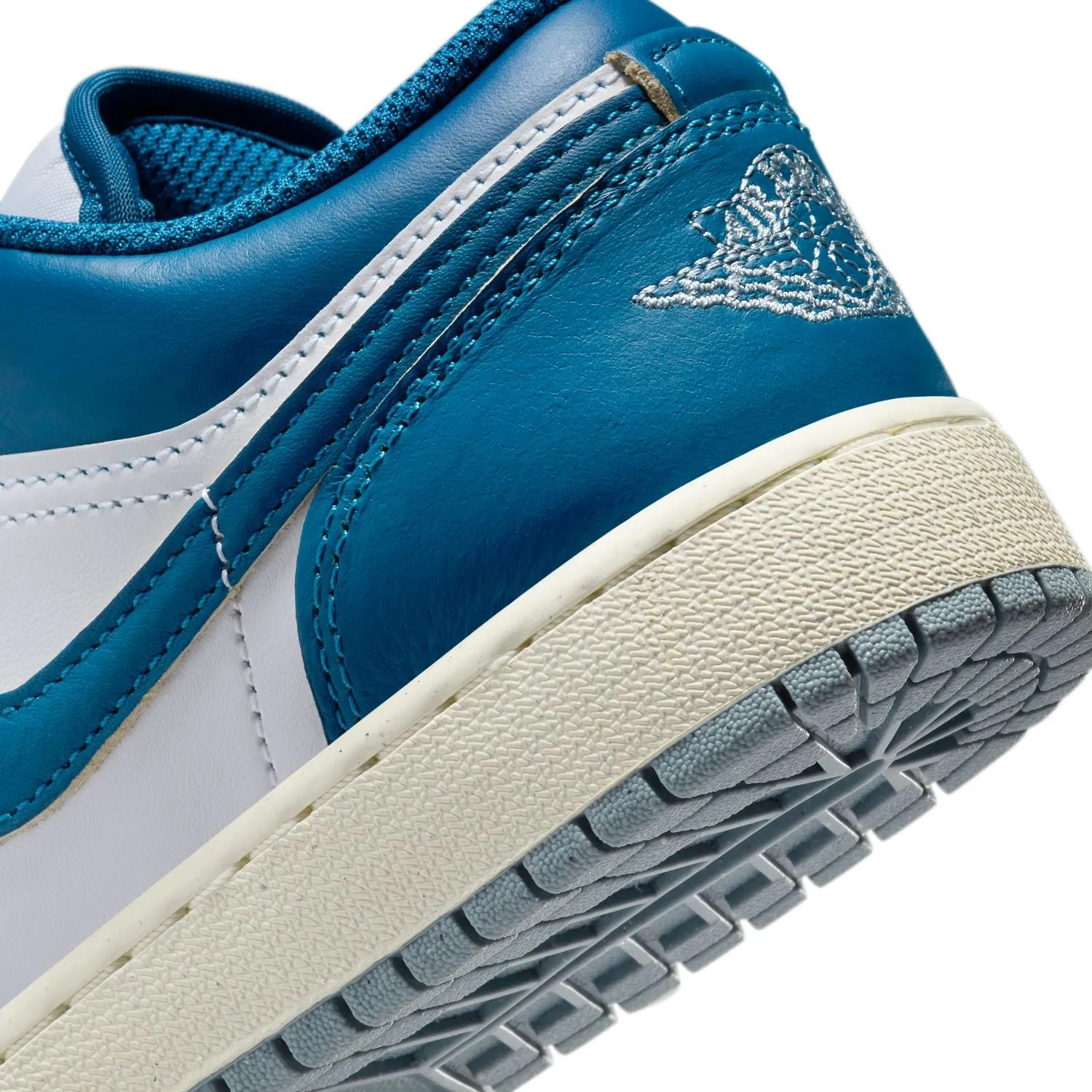 Kids Air Jordan 1 Low SE 'Industrial Blue'