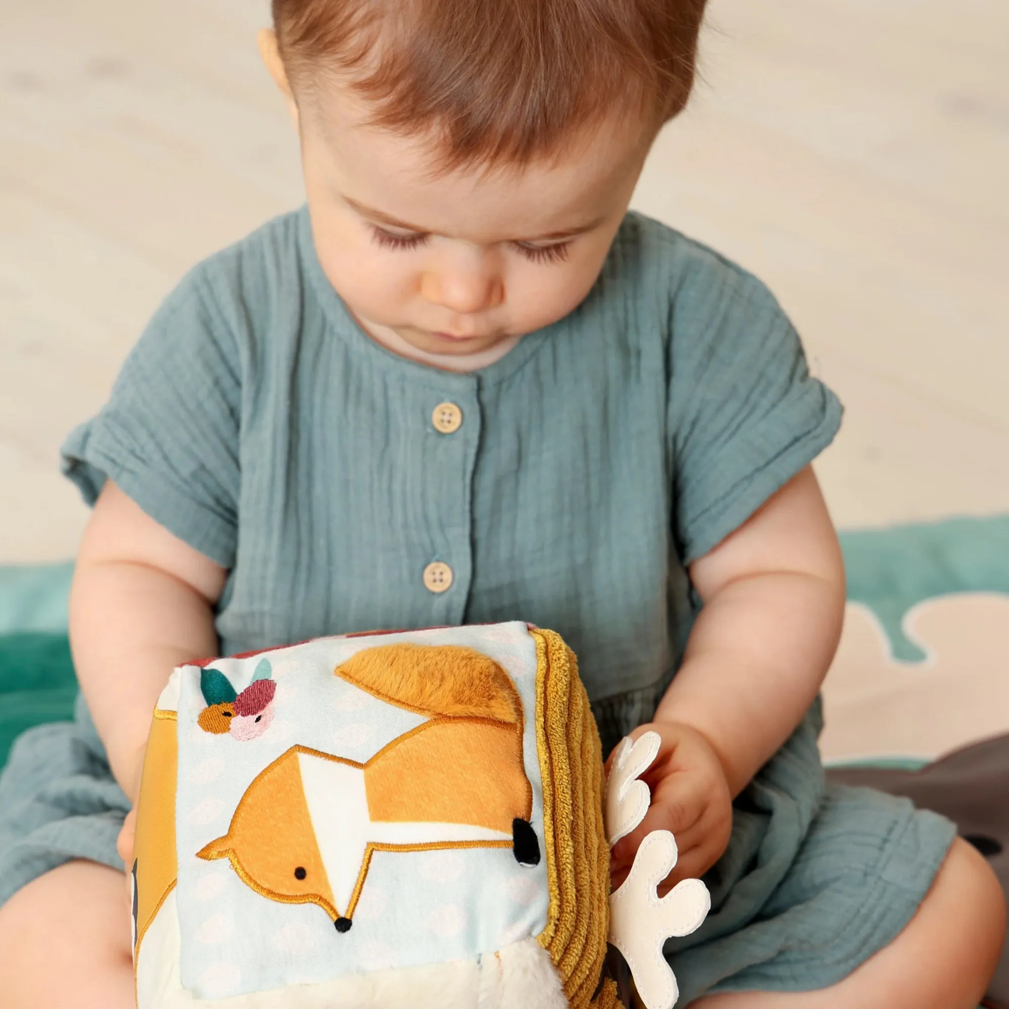 LITTLE  BIG FRIENDS Activity Cube - Forest