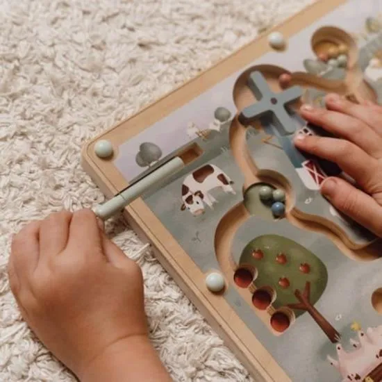 Little Dutch, Wooden Magnetic Maze, Little Farm