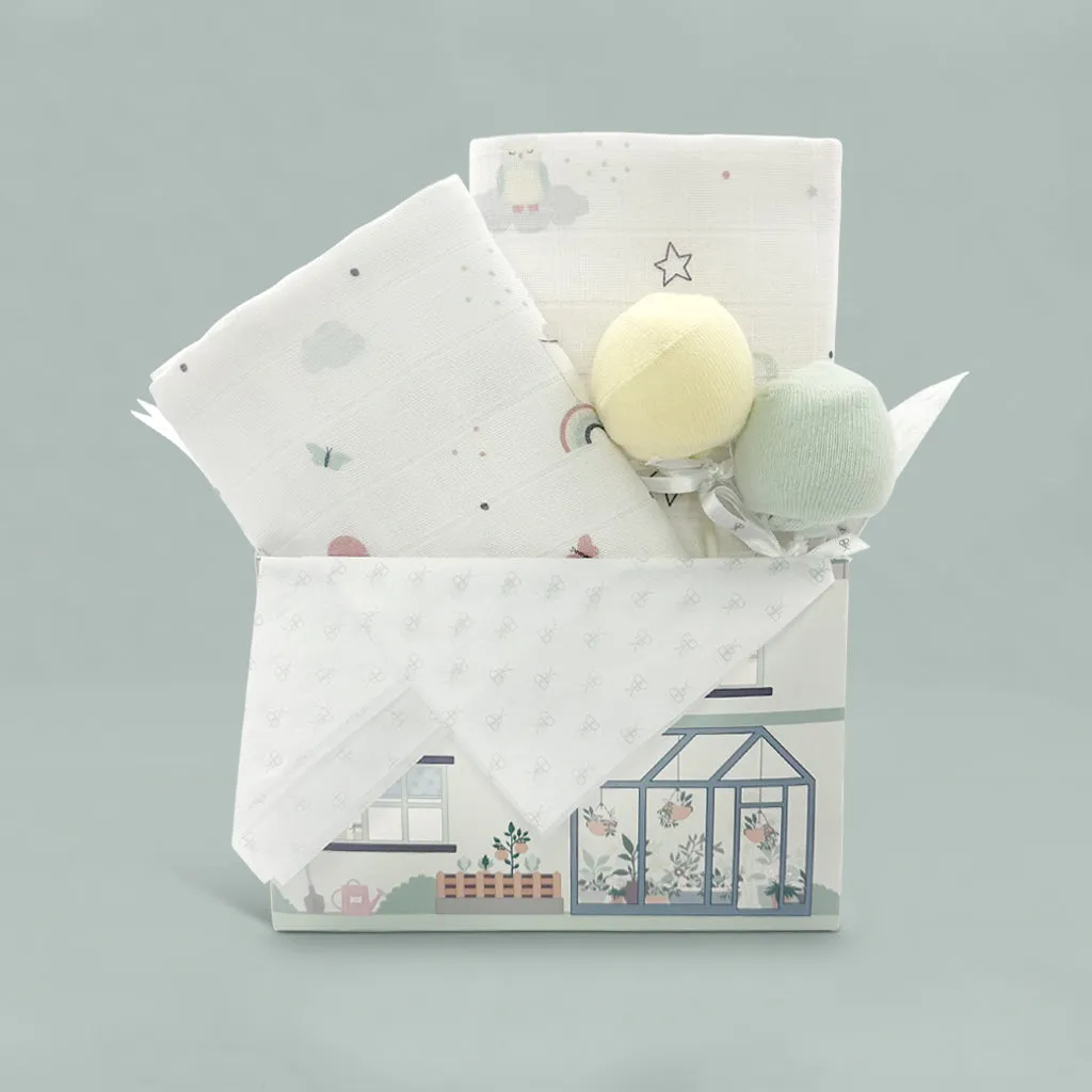 Little Love Muslins and Socks New Baby Gift Set, Neutral