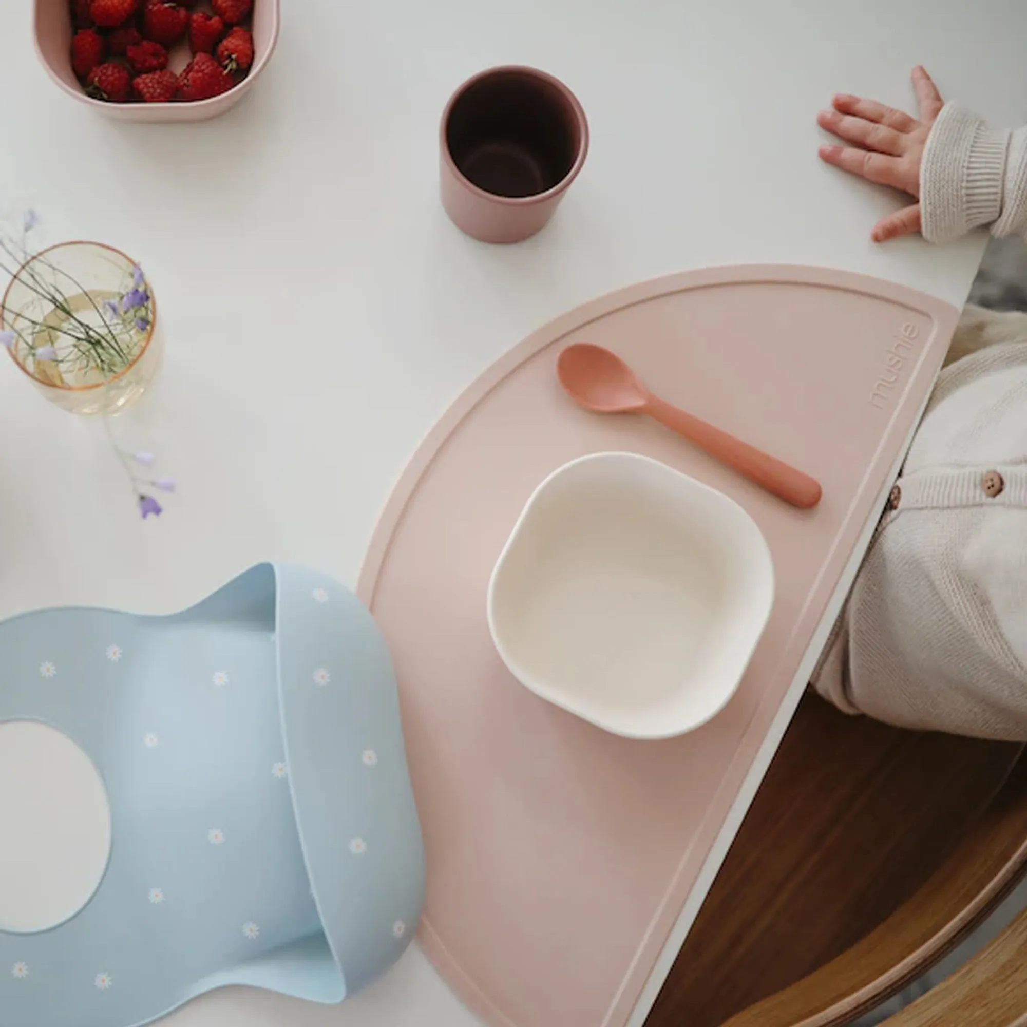 MUSHIE Silicone Place Mat - Dino