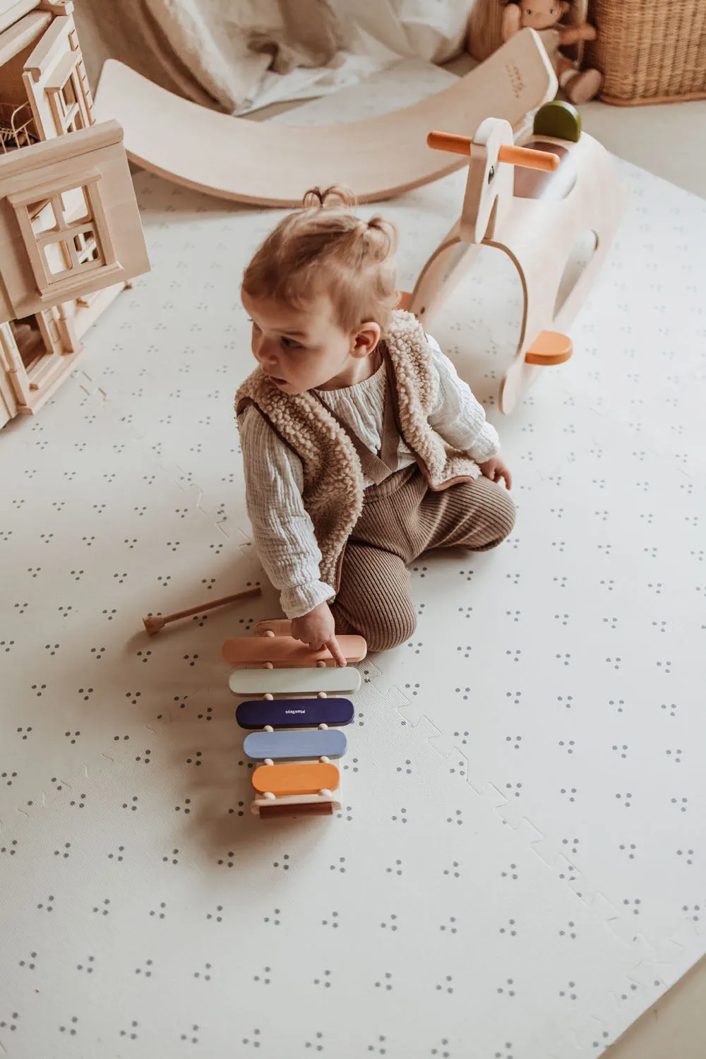 Reversible Playmat & Storage Box EEVAA