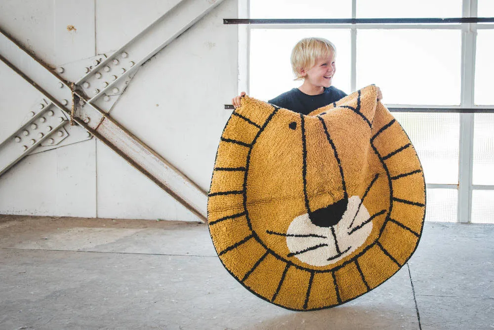 Rug Lion 100 x 100