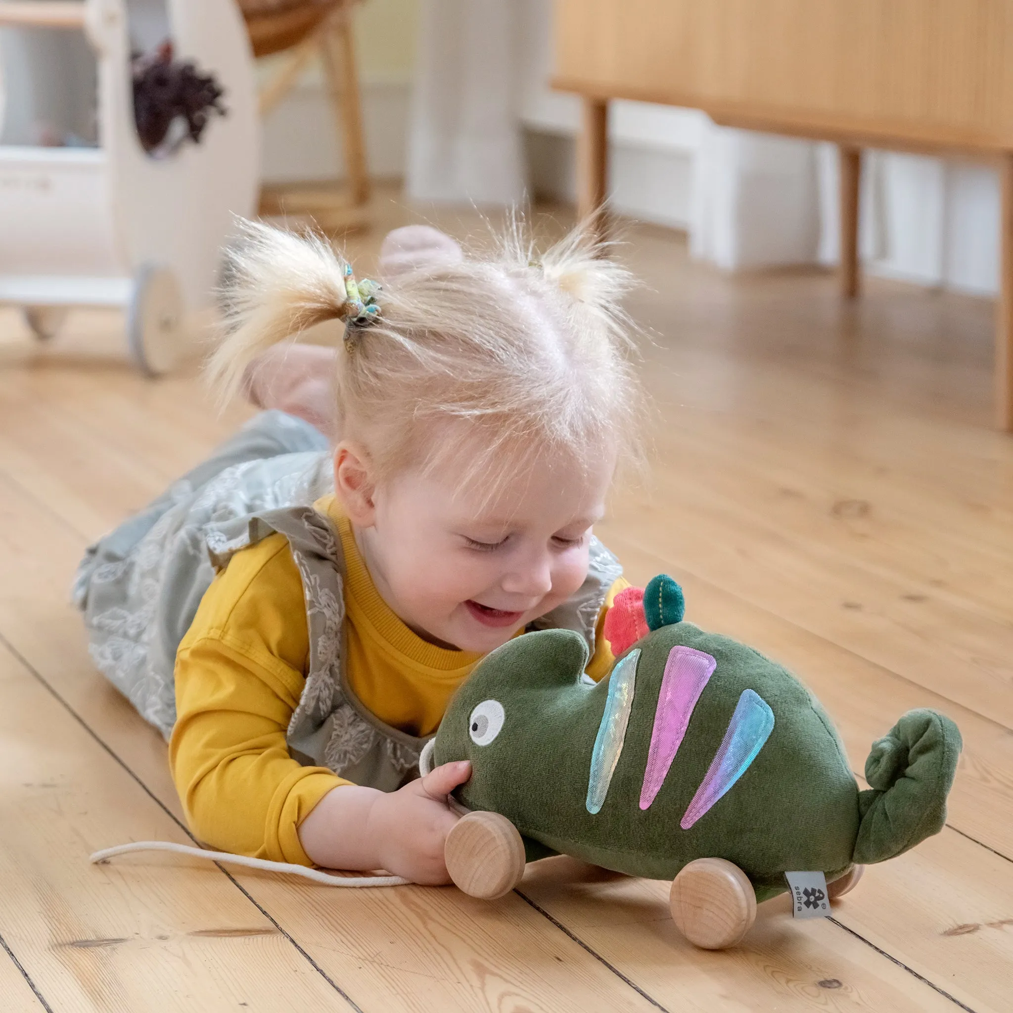 Sebra, Pull-Along Carley the Chameleon