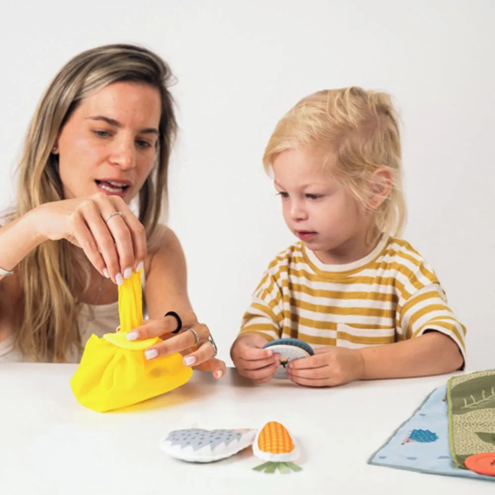 Taf Toys Peek-a-boo, What's inside?