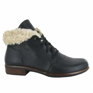 Women's Pali Lace Up Boot In Black
